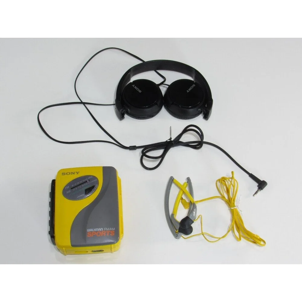 Sony Walkman WM-SXF32 Yellow Gray Portable AM/FM Cassette Player & Headphones